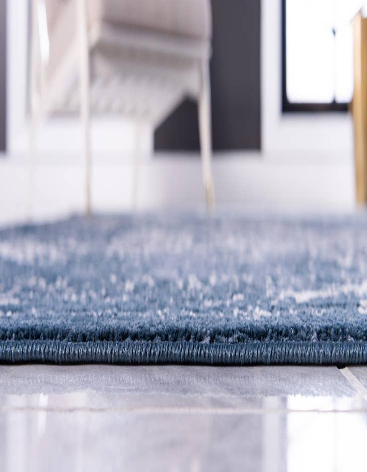 Detail image of 2' 2 x 6' Estate Runner Rug