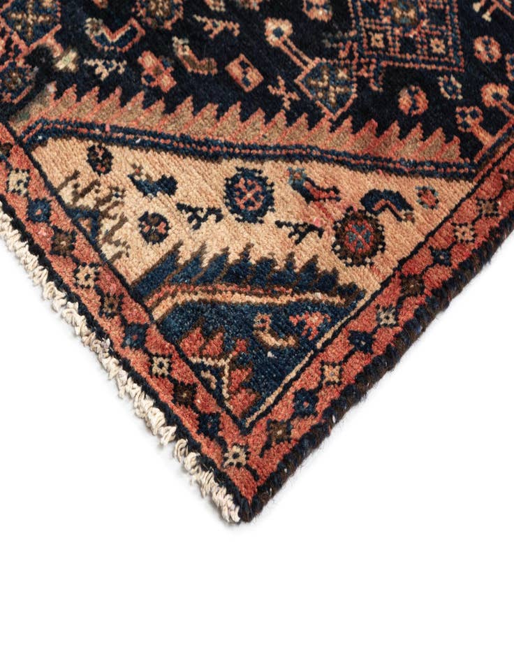 Detail image of  2' 8 x 9' Hamedan Wool Runner Rug
