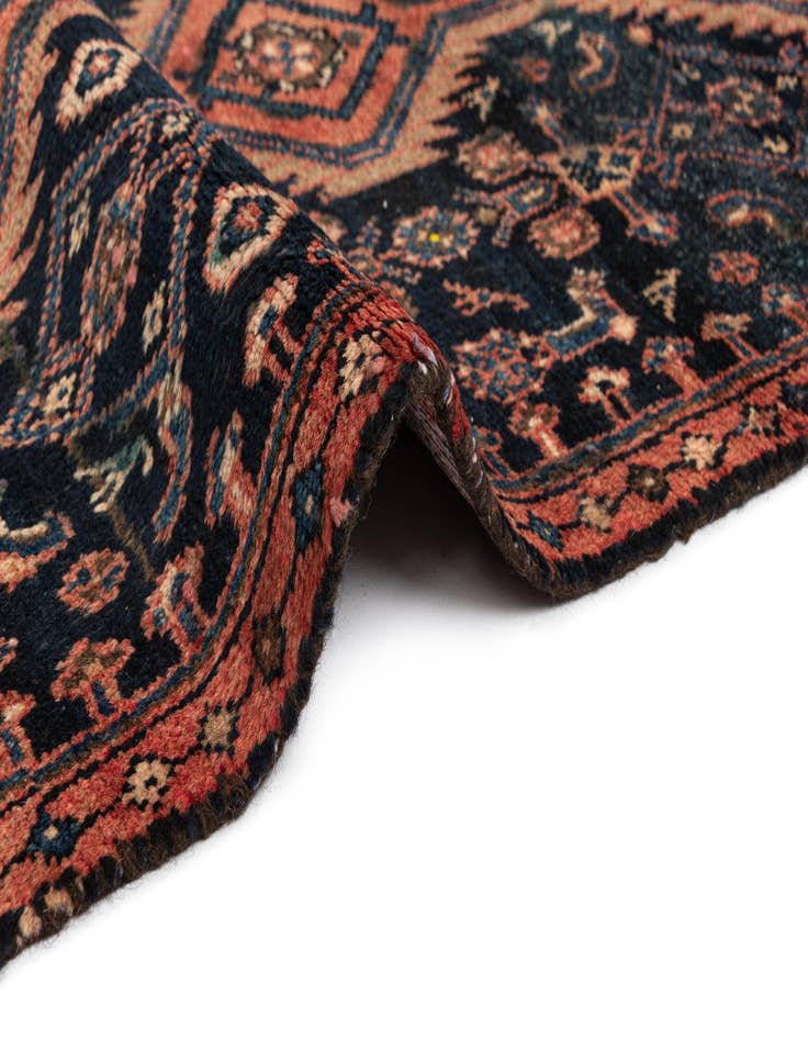 Detail image of  2' 8 x 9' Hamedan Wool Runner Rug