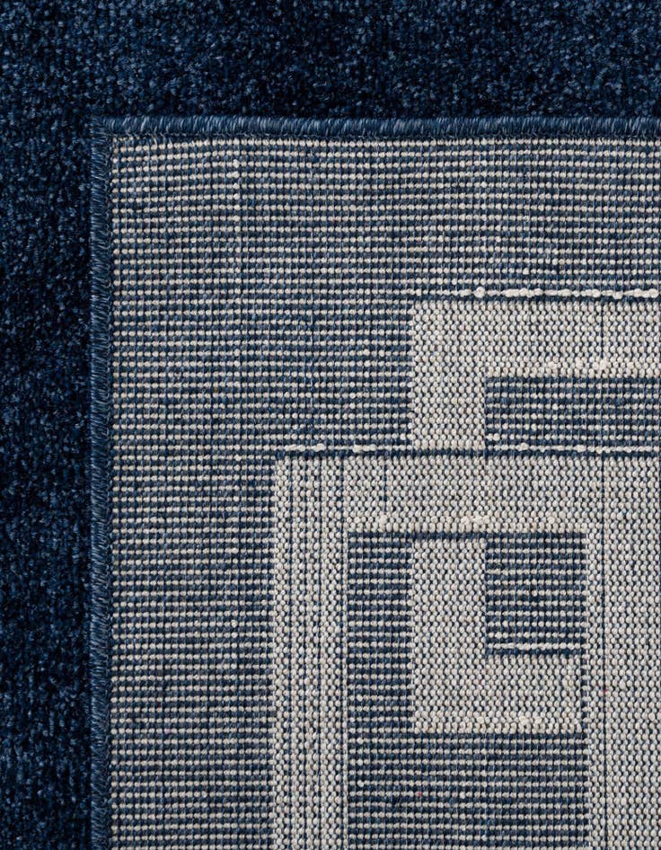 Detail image of  2' 7 x 10' Hera Runner Rug