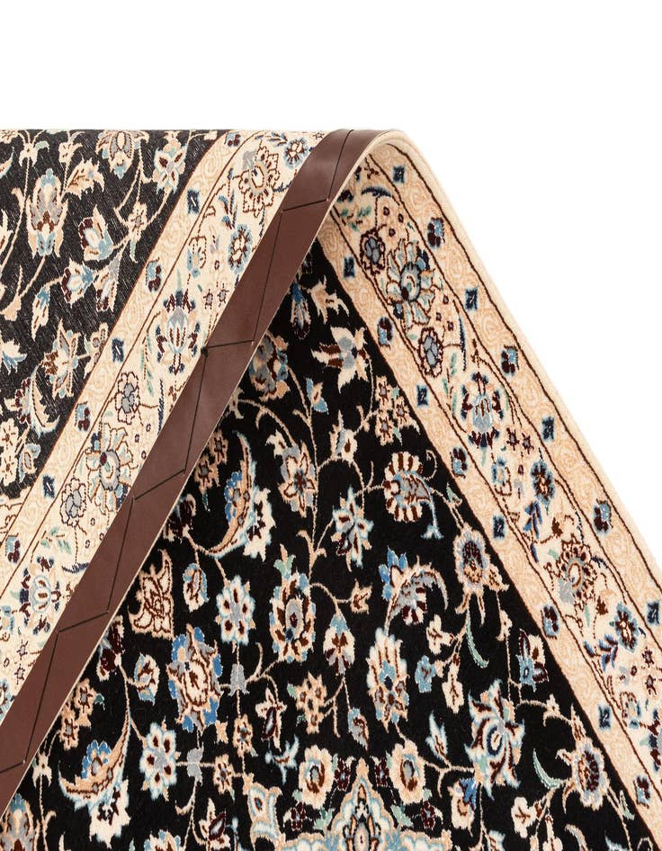 Detail image of  2' 6 x 9' 10 Nain Runner Rug