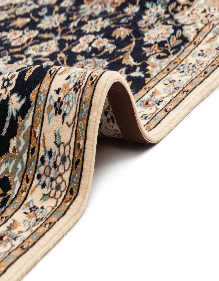 Detail image of  2' 4 x 10' 9 Nain Runner Rug