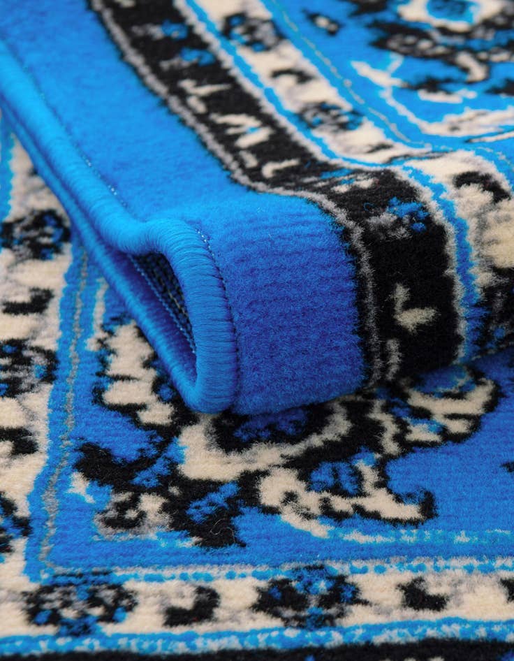 Detail image of  2' 7 x 10' Yasmin Runner Rug