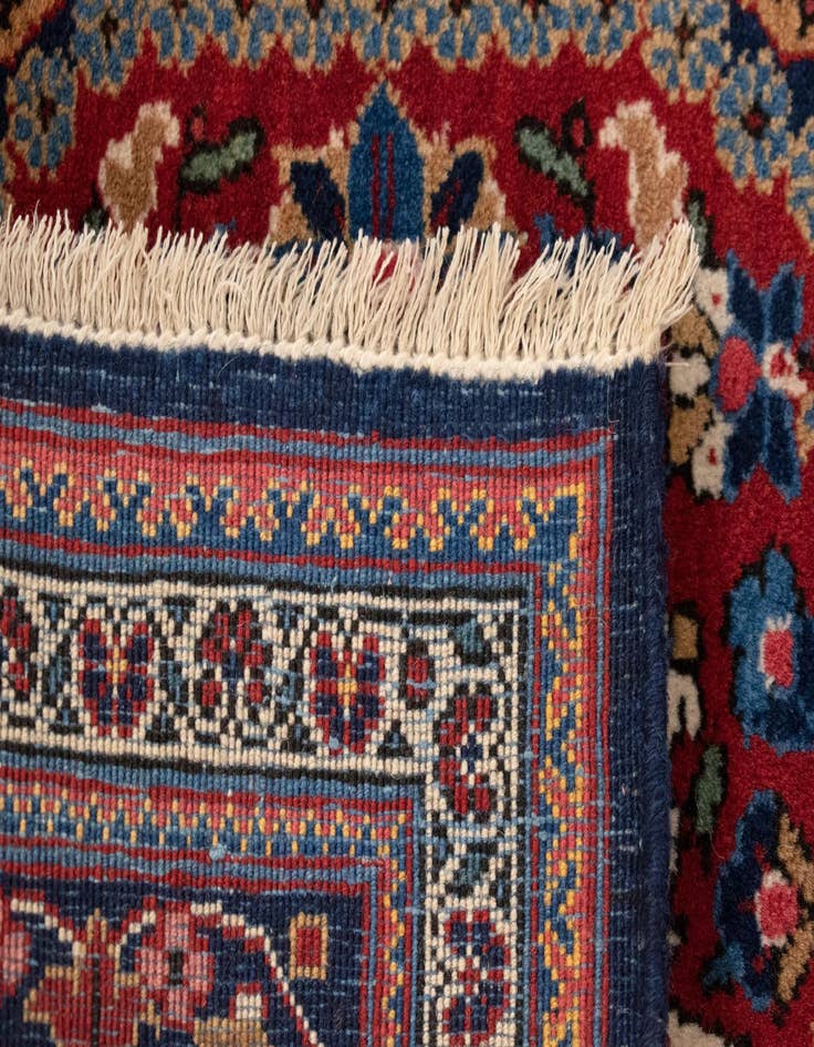 Detail image of  2' x 2' 2 Kashan Square Rug