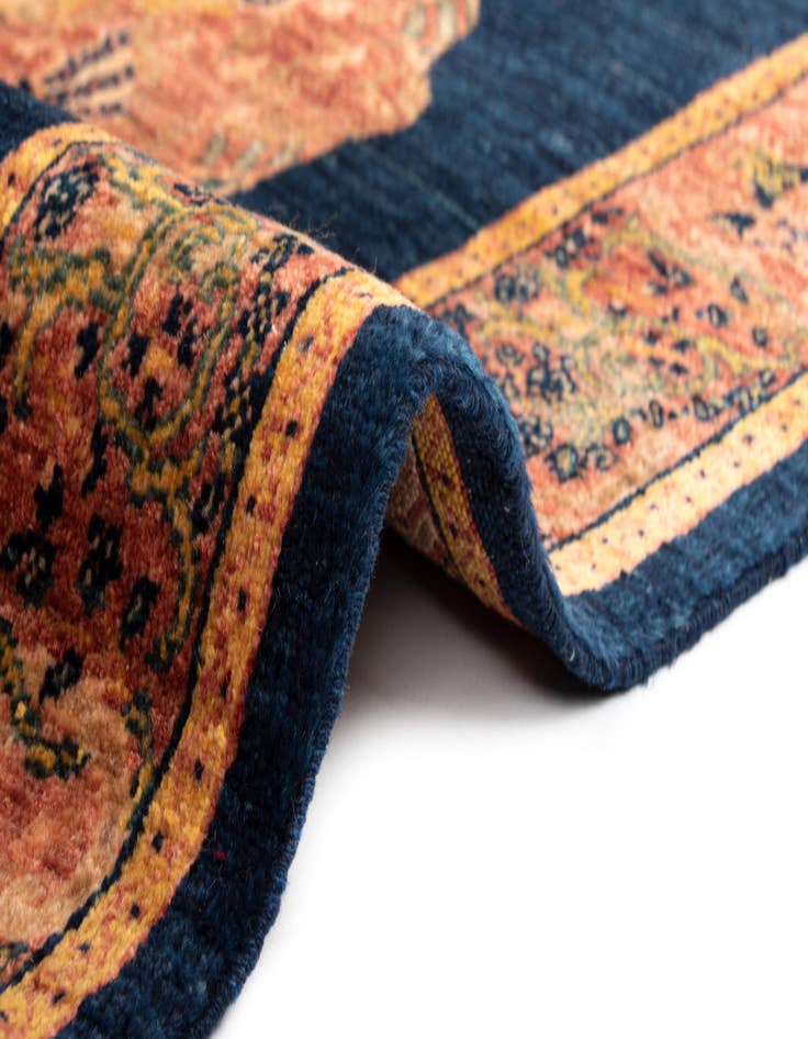 Detail image of  4' 4 x 4' 4 Luribaft Wool Square Rug