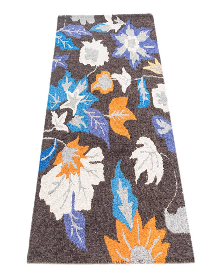 Detail image of  3' 1 x 5' Agra Rug