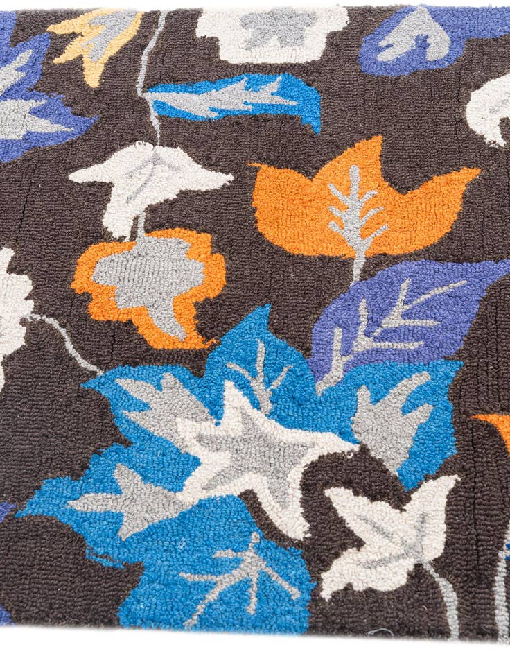 Detail image of  3' 1 x 5' Agra Rug