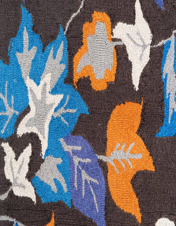 Detail image of  3' 1 x 5' Agra Rug