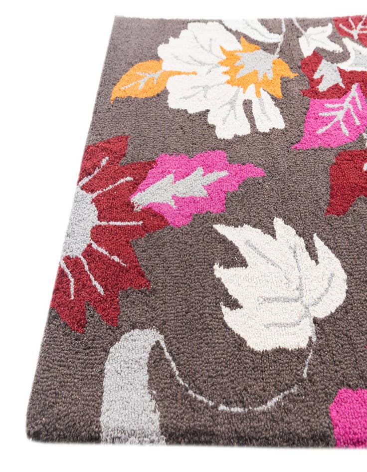 Detail image of  3' x 5' Agra Rug