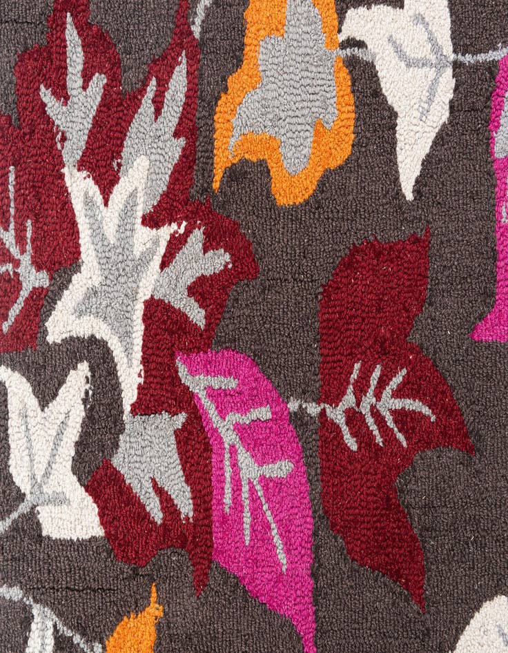 Detail image of  3' x 5' Agra Rug