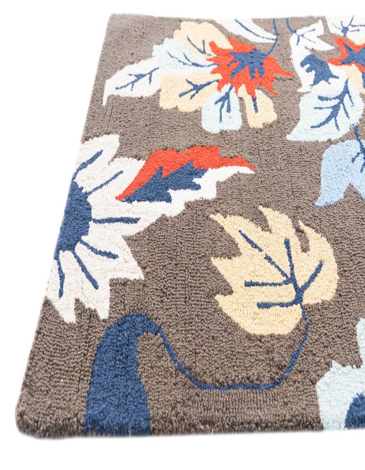 Detail image of  3' x 5' Agra Rug