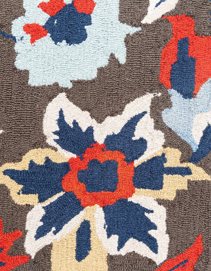 Detail image of  3' x 5' Agra Rug