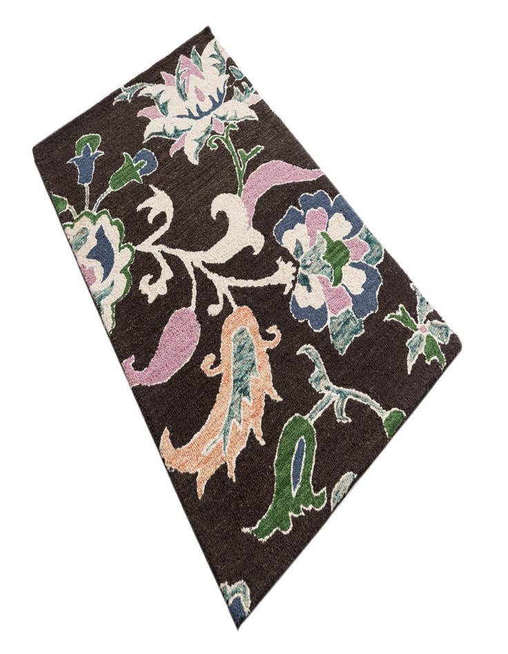 Detail image of  3' x 5' Agra Rug