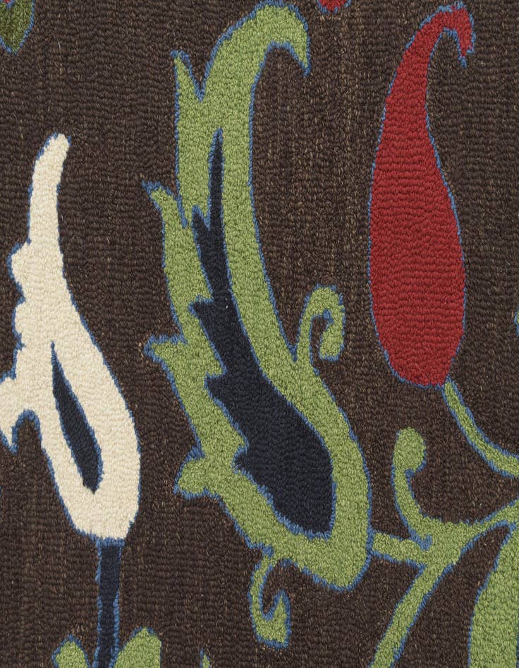 Detail image of  5' 1 x 8' Agra Wool Rug