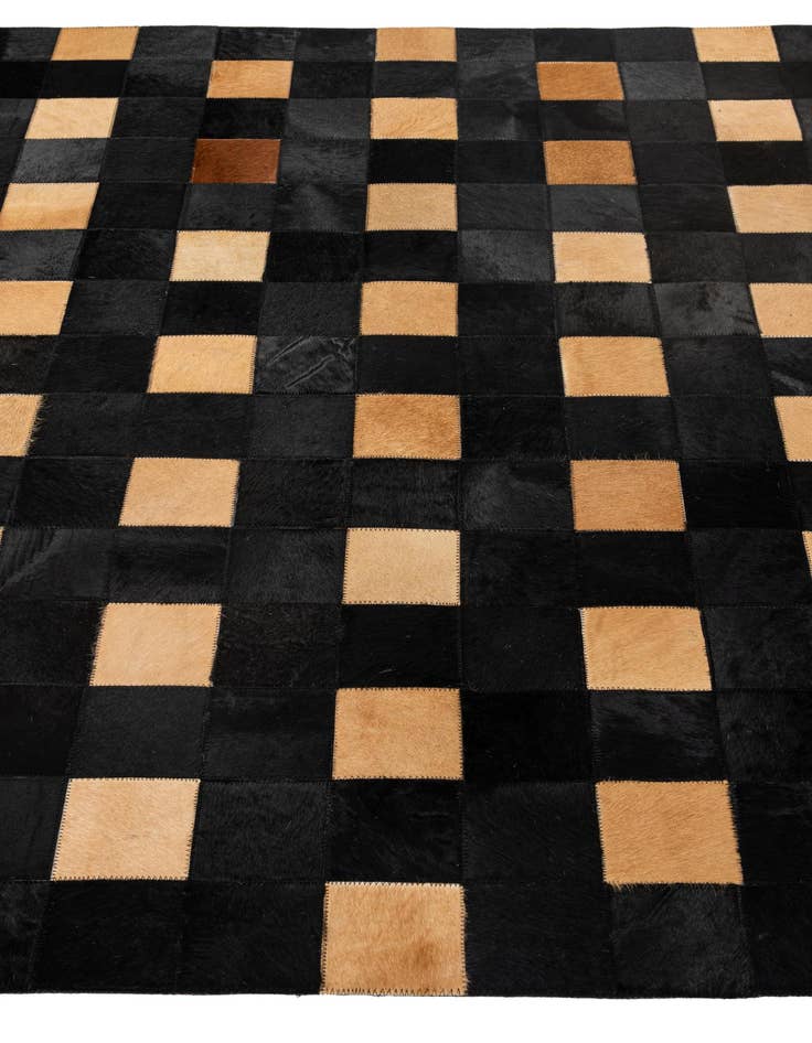 Detail image of  5' 1 x 7' 11 Cowhide - Patchwork Rug