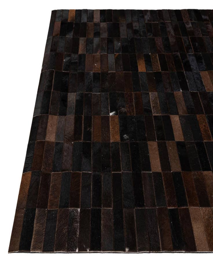Detail image of  4' 11 x 8' Cowhide - Patchwork Rug