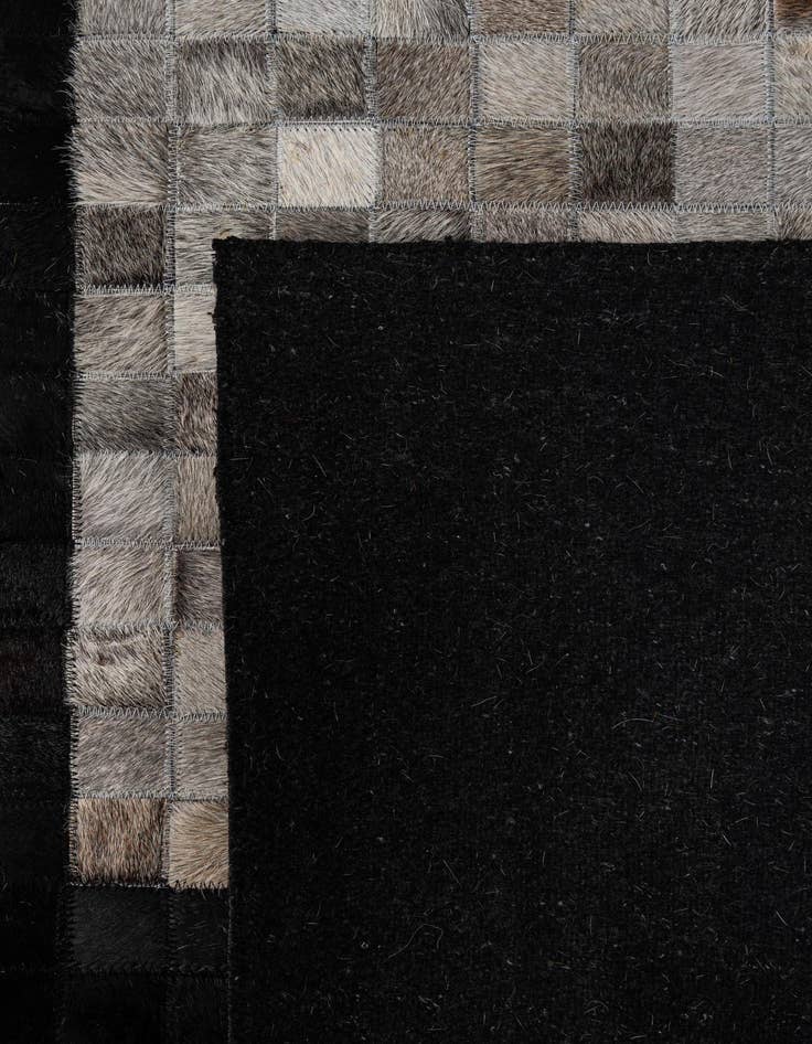 Detail image of  5' x 8' Cowhide - Patchwork Rug