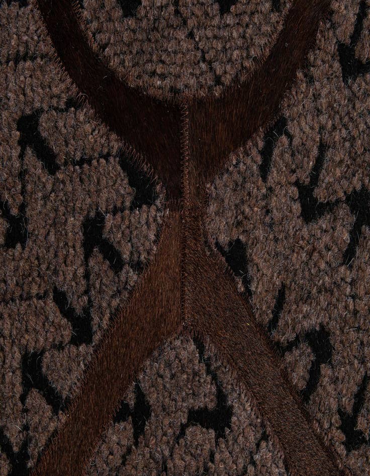 Detail image of  5' 1 x 7' 11 Cowhide - Patchwork Rug