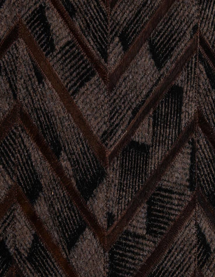 Detail image of  4' 11 x 7' 11 Cowhide - Patchwork Rug
