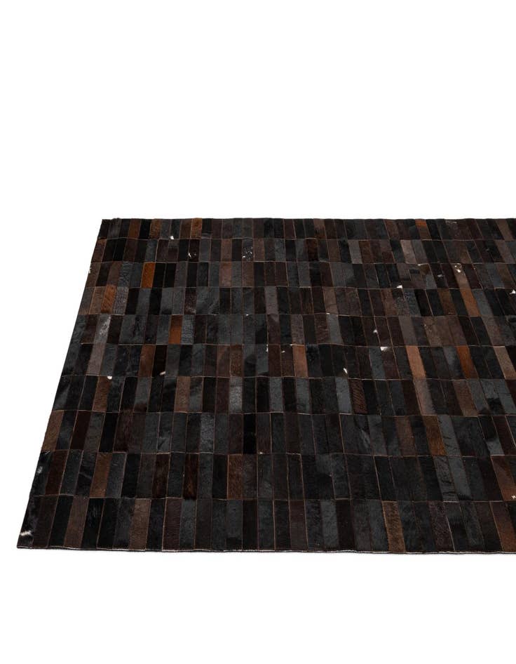 Detail image of  4' 11 x 8' Cowhide - Patchwork Rug
