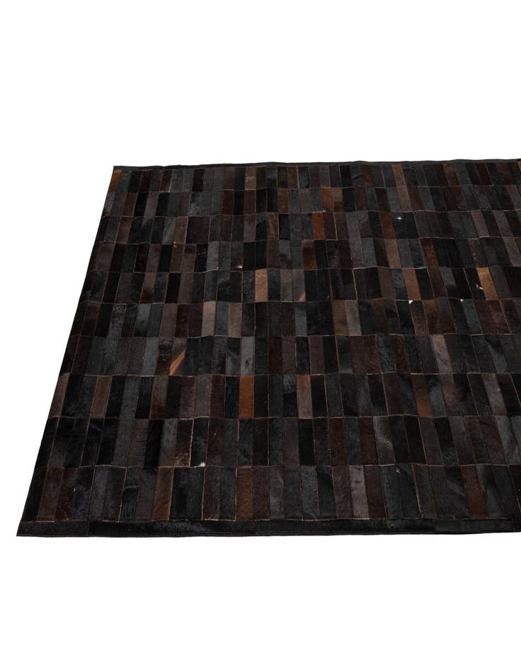 Detail image of  5' 2 x 8' Cowhide - Patchwork Rug