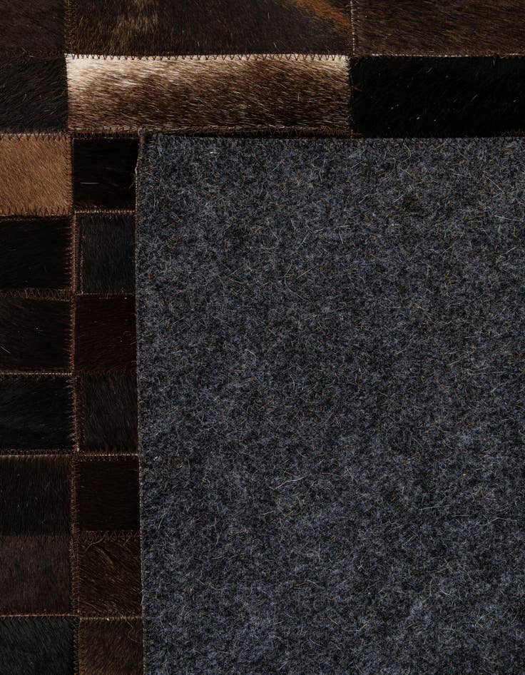 Detail image of  5' 1 x 8' Cowhide - Patchwork Rug