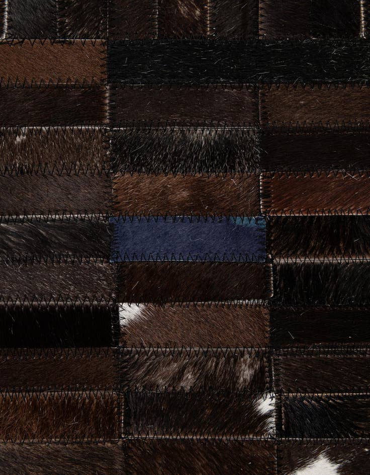 Detail image of  5' x 8' 1 Cowhide - Patchwork Rug