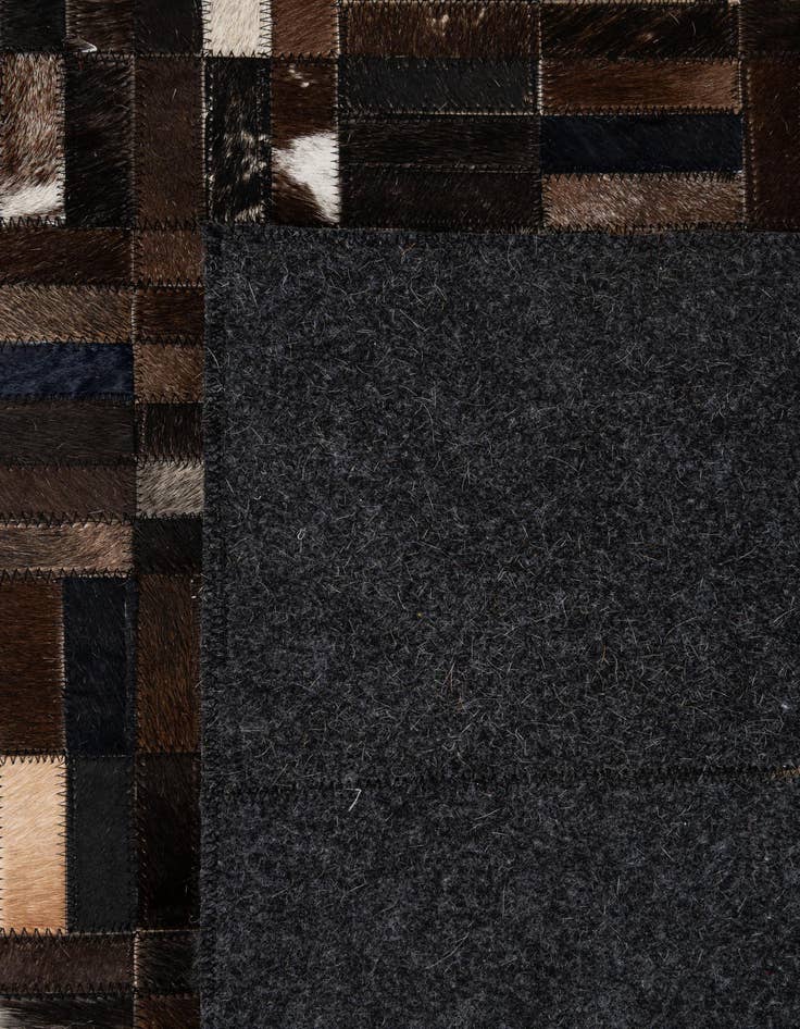 Detail image of  5' 1 x 8' Cowhide - Patchwork Rug