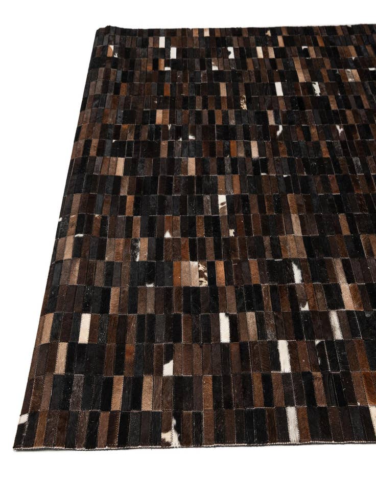 Detail image of  5' 2 x 8' Cowhide - Patchwork Rug