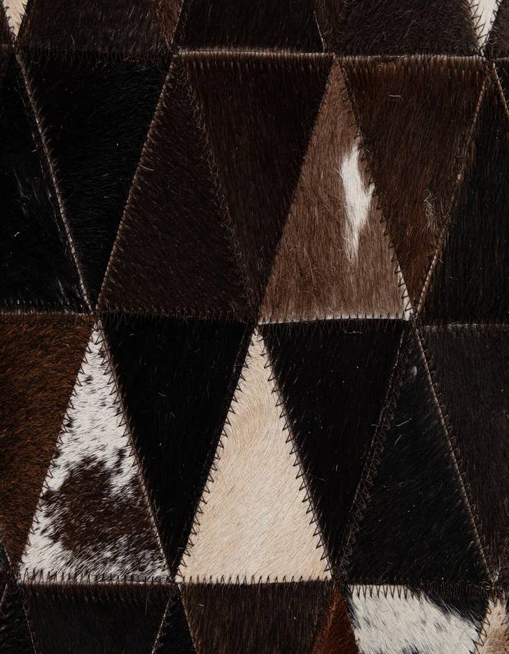 Detail image of  5' x 7' 11 Cowhide - Patchwork Rug