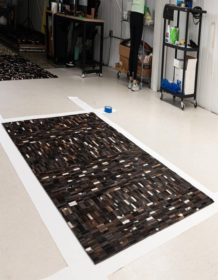 Detail image of  5' x 8' Cowhide - Patchwork Rug