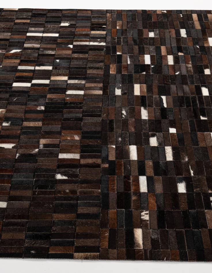 Detail image of  5' x 8' Cowhide - Patchwork Rug