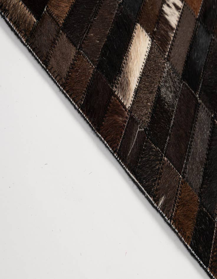 Detail image of  5' x 8' Cowhide - Patchwork Rug