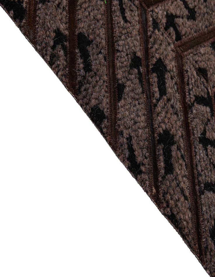 Detail image of  5' x 7' 8 Cowhide - Patchwork Rug