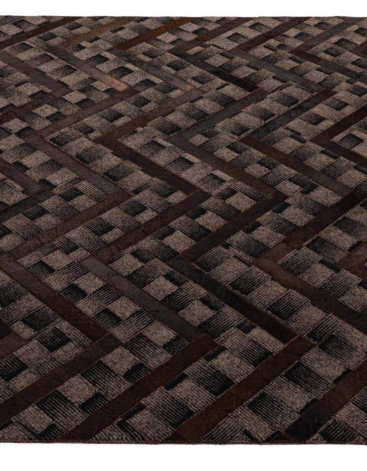 Detail image of  5' x 7' Cowhide - Patchwork Rug