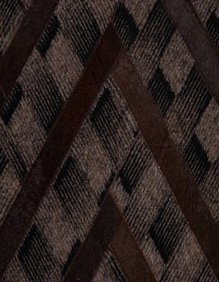 Detail image of  5' x 7' Cowhide - Patchwork Rug