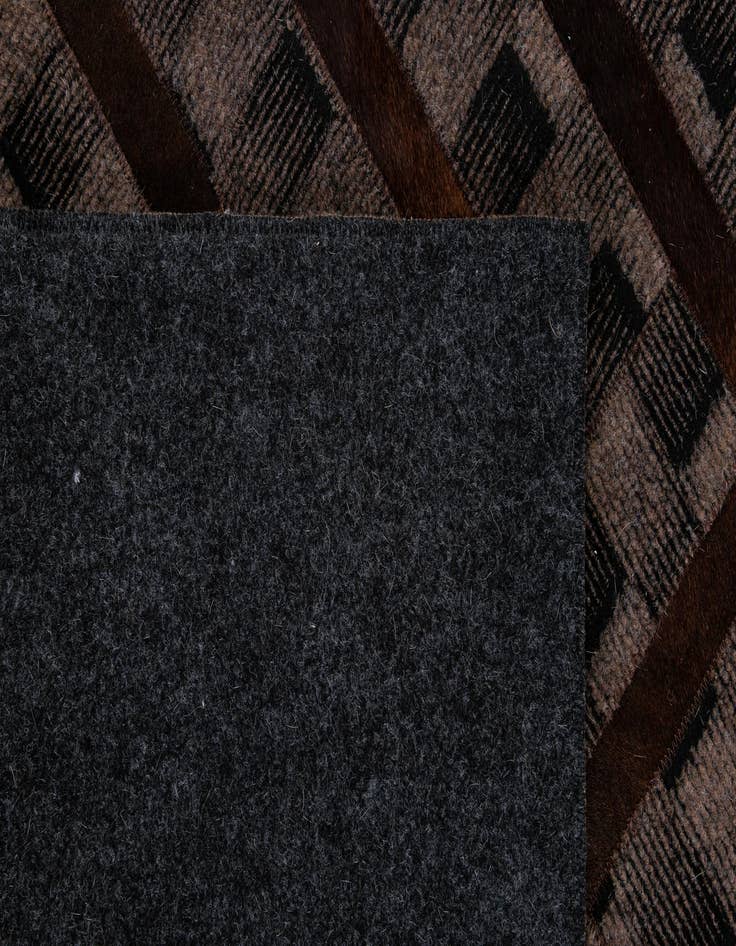 Detail image of  5' x 7' Cowhide - Patchwork Rug