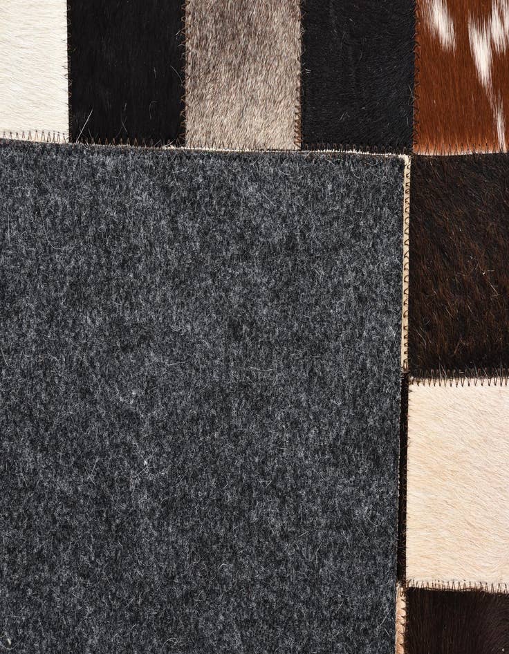 Detail image of  5' x 7' 10 Cowhide Rug