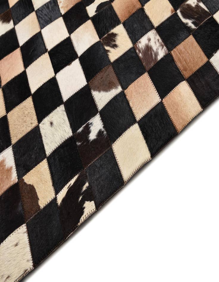 Detail image of  5' x 7' 10 Cowhide Rug
