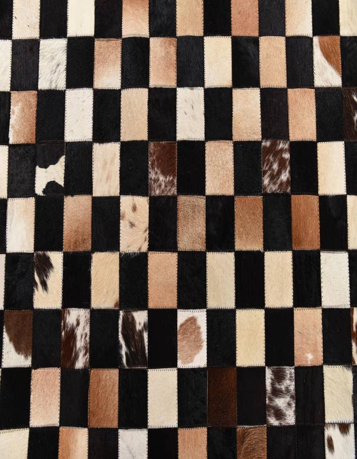 Detail image of  5' x 7' 10 Cowhide Rug