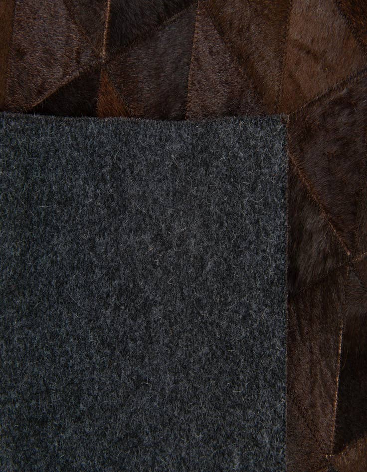 Detail image of  8' x 10' 1 Cowhide Stocks Rug