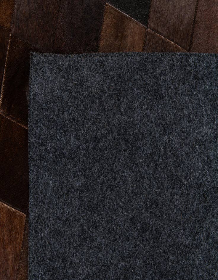 Detail image of  8' 1 x 10' Cowhide Stocks Rug