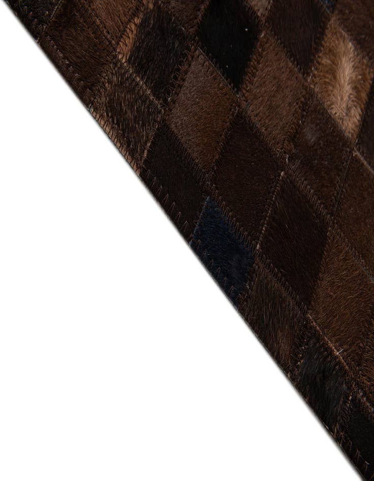 Detail image of  5' x 8' 1 Cowhide Stocks Rug