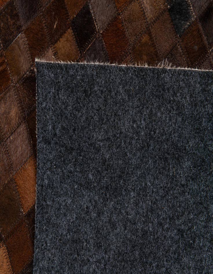 Detail image of  5' x 8' 1 Cowhide Stocks Rug