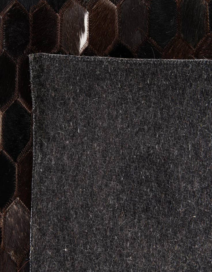 Detail image of  8' x 10' Cowhide Stocks Rug