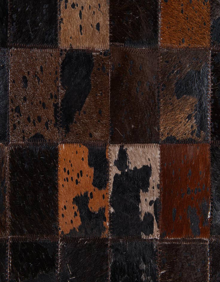 Detail image of  8' 1 x 10' Cowhide Stocks Rug