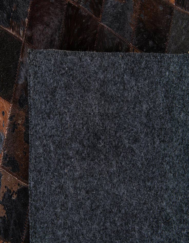 Detail image of  8' 1 x 10' Cowhide Stocks Rug