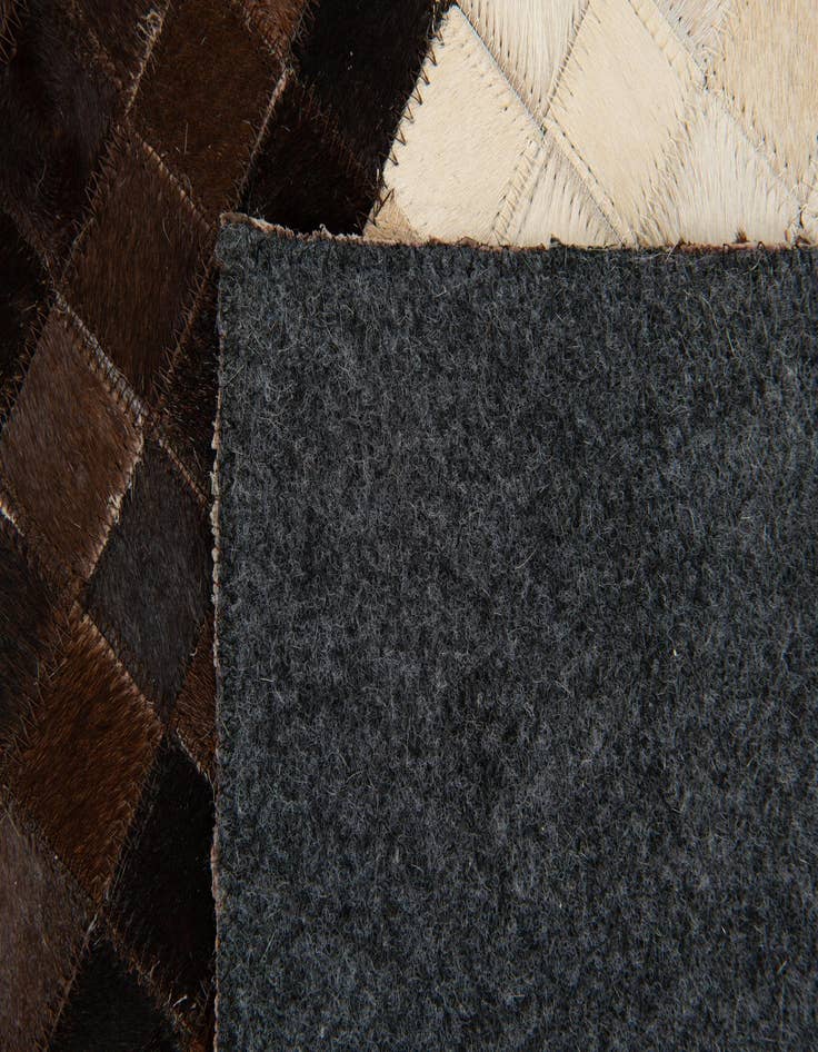 Detail image of  8' 1 x 10' Cowhide Stocks Rug