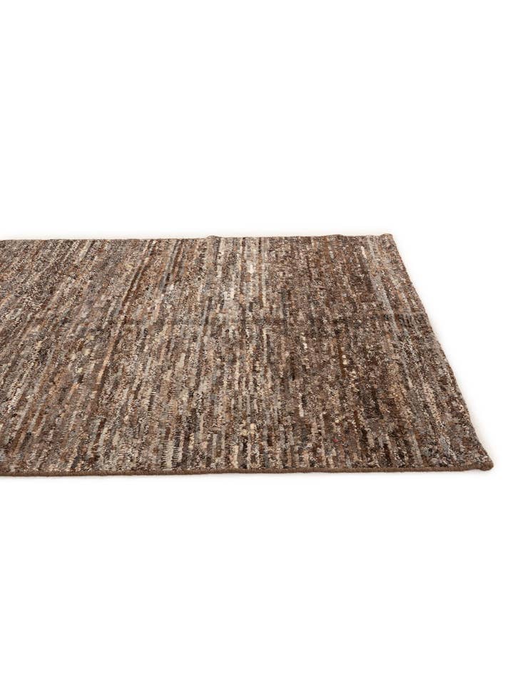 Detail image of  5' 11 x 7' 9  Hand Knotted Darya Wool Rug