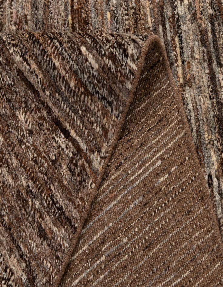 Detail image of  5' 11 x 7' 9  Hand Knotted Darya Wool Rug